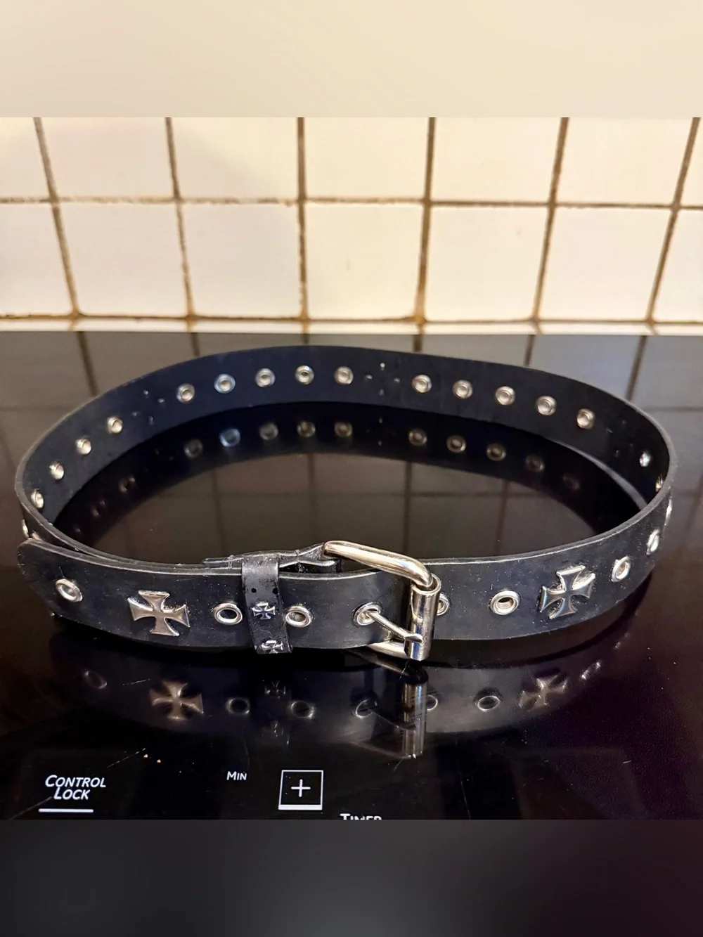 LEATHER BIKER BELT 100 LEATHER MALTESE CROSS DETAILS GROMMETS SIZE 32 VTG PUNK